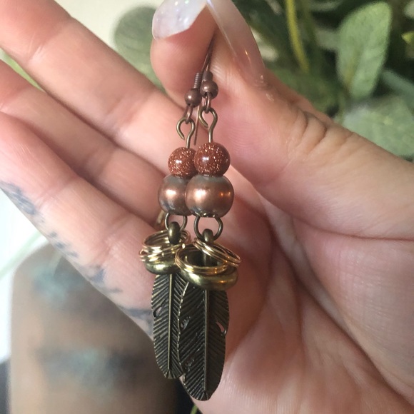 Unique Feather Earrings - Picture 2 of 4